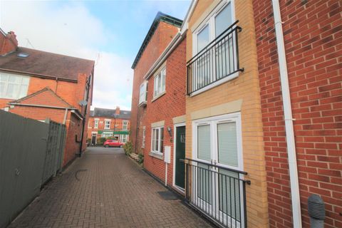Clarendon Mews, Earlsdon, Coventry CV5