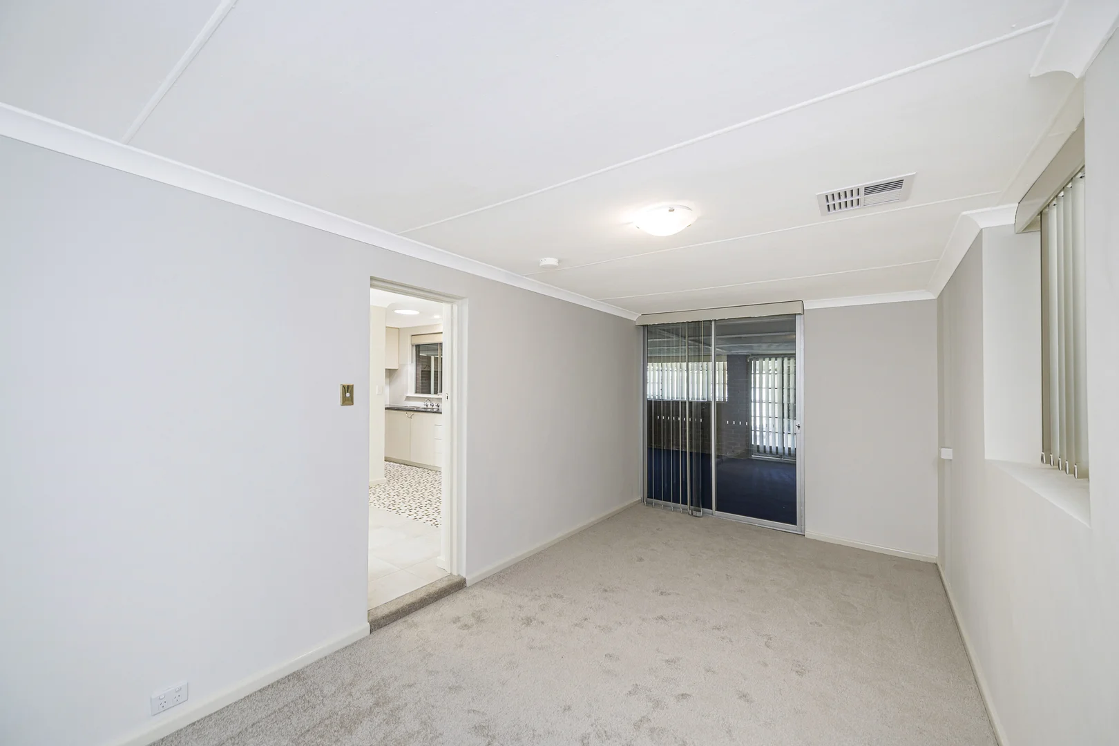 Additional image 7 of 141 Cammillo Road, Camillo WA 6111