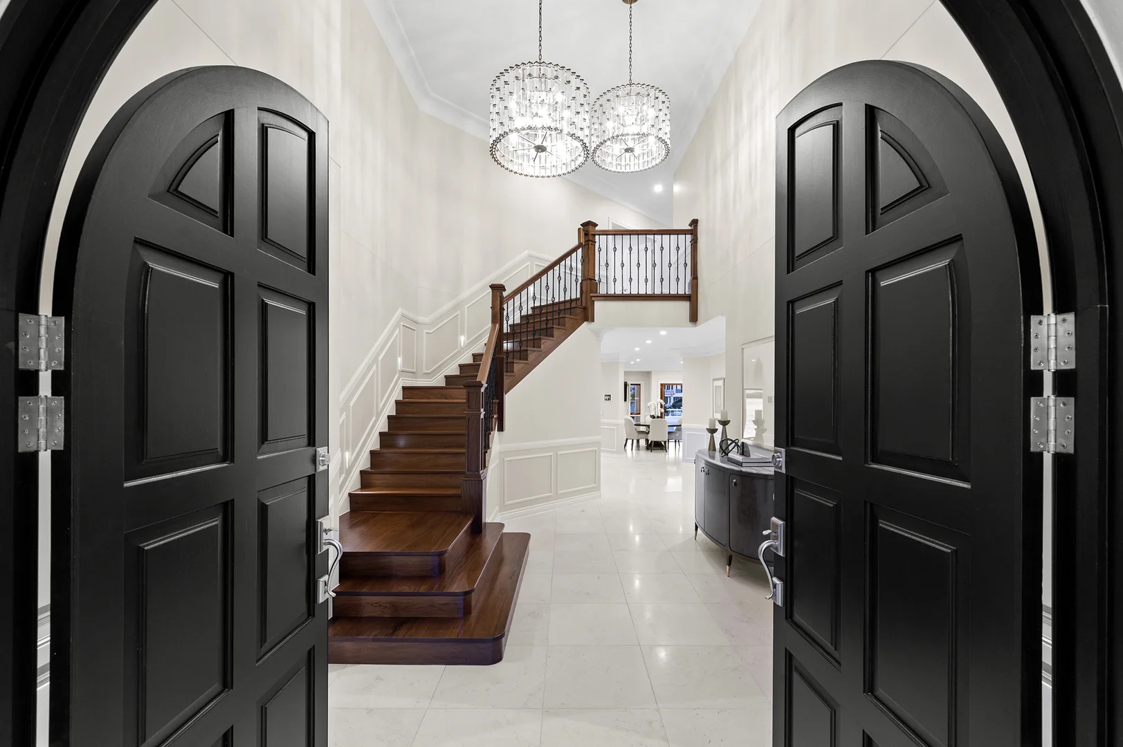 Additional image 3 of 15 Westminster Court, Sovereign Islands QLD 4216