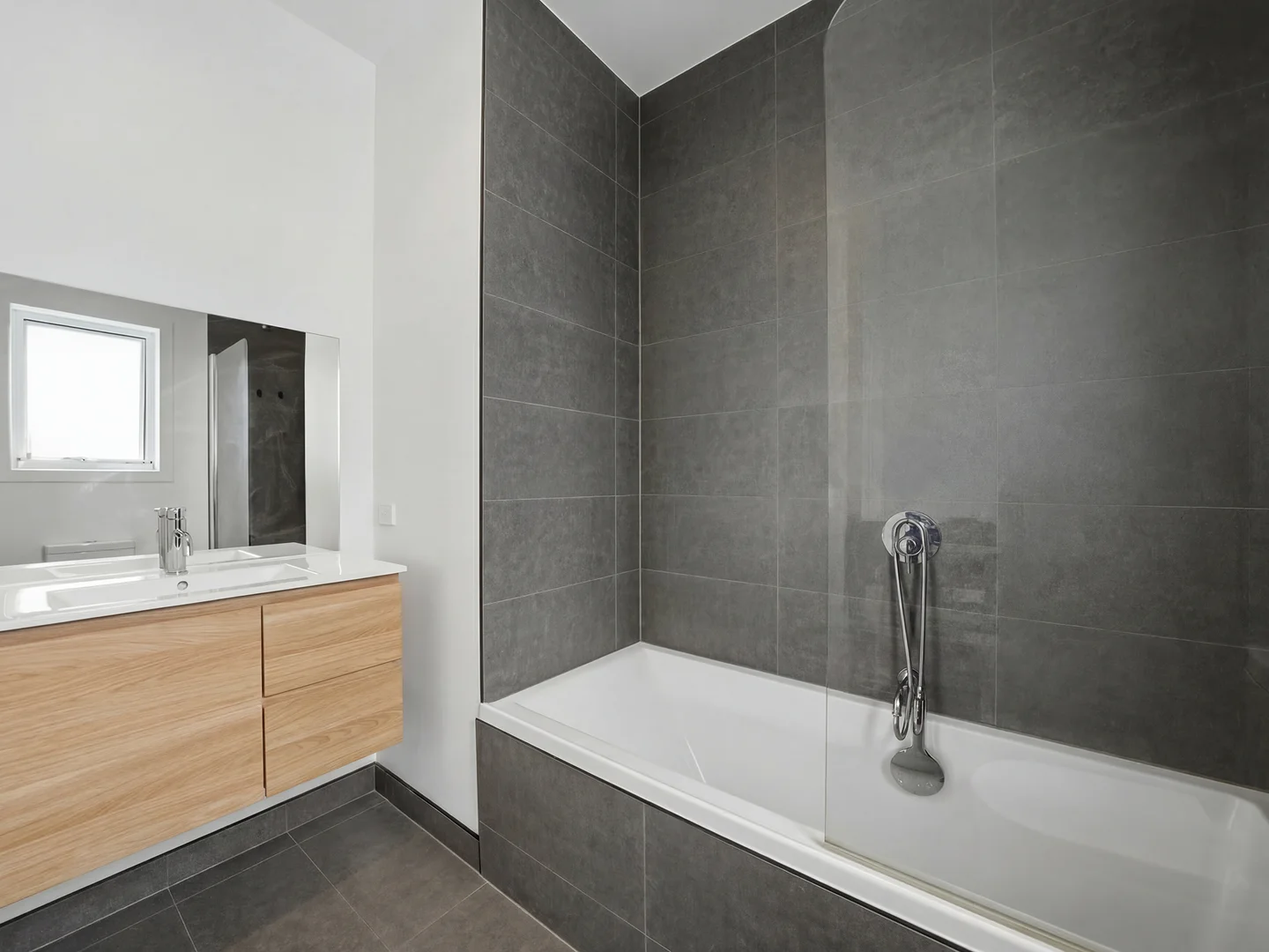 Additional image 11 of 2/16 Regina Street, Glenorchy TAS 7010