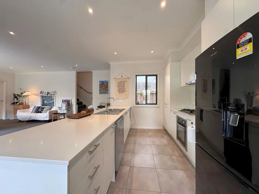 Additional image 28 of 15 Queen Circuit, Sunshine VIC 3020