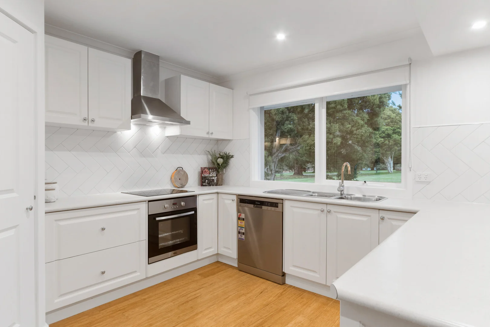 Additional image 10 of 1 Fiona Drive, Cranbourne South VIC 3977