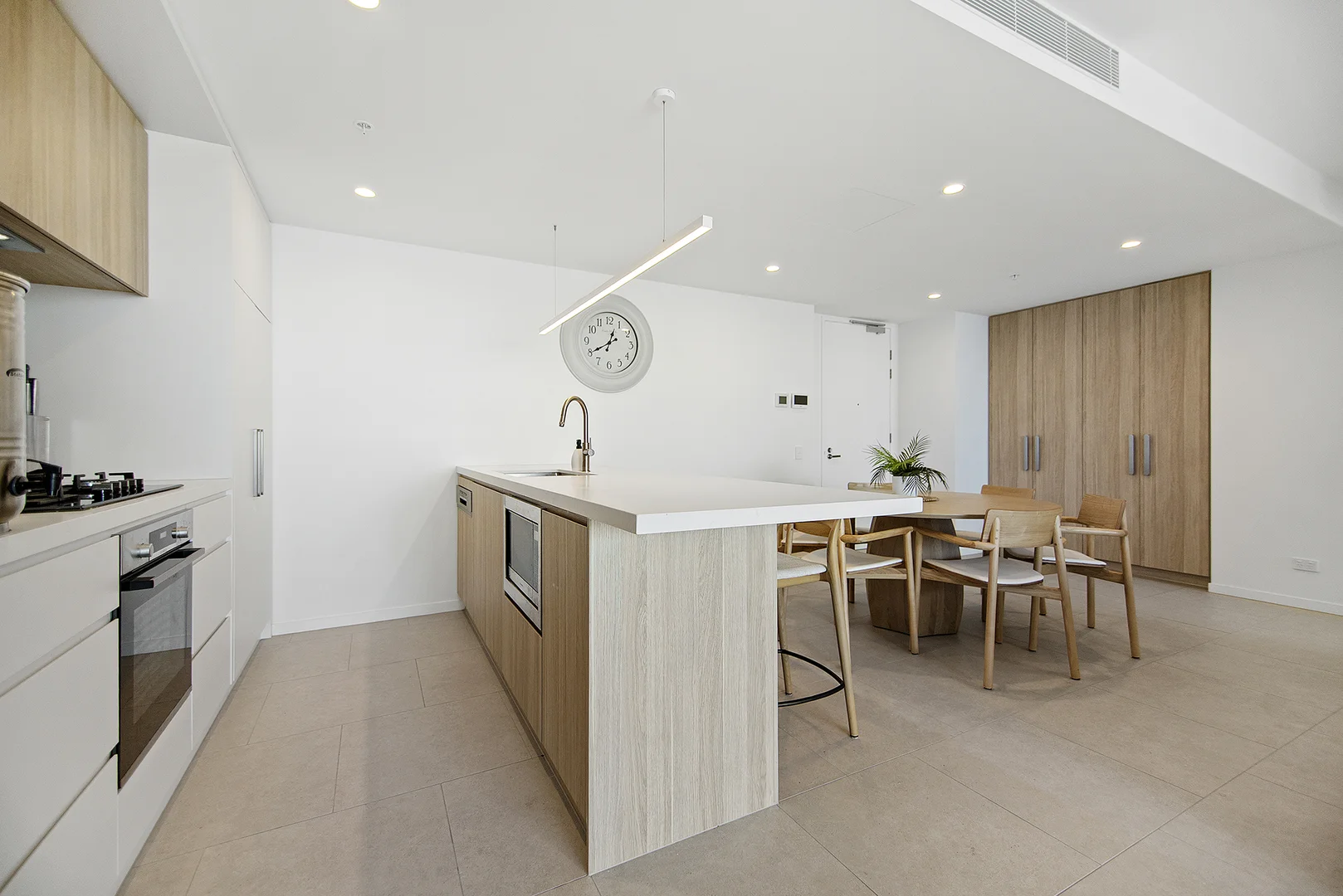 Additional image 9 of 144/25 Woodroofe Avenue, Main Beach QLD 4217