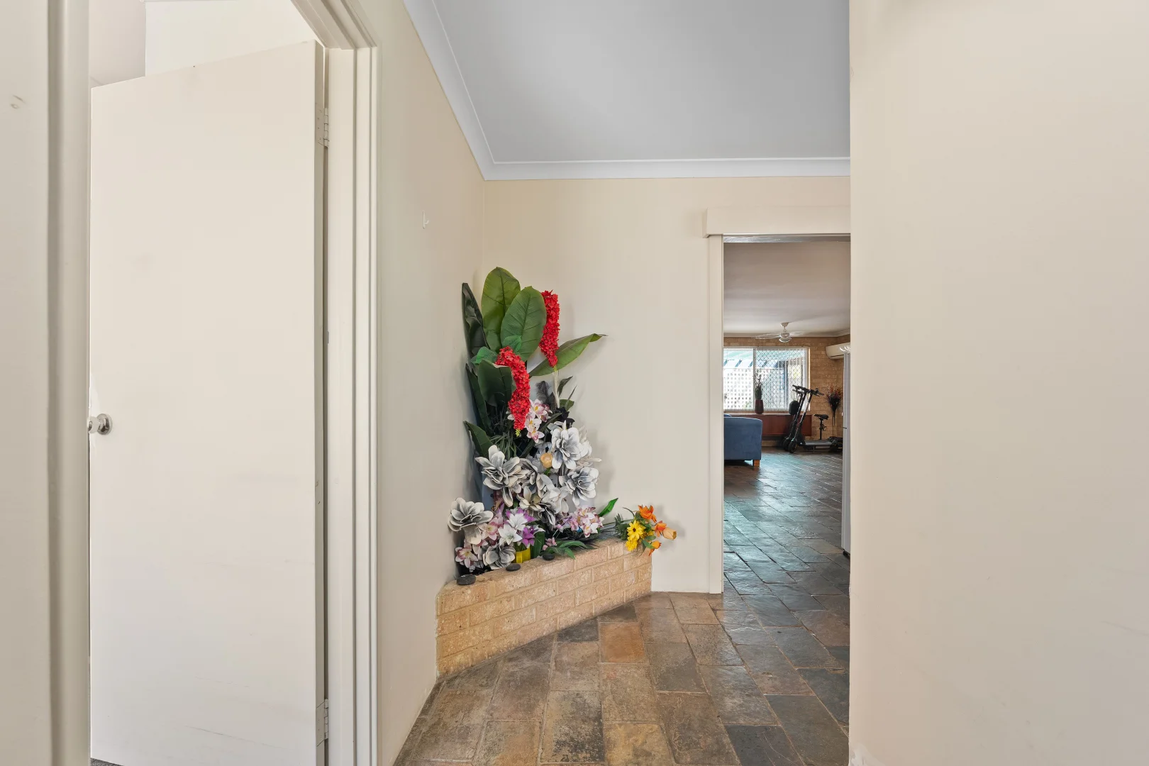 Additional image 3 of 13 Dundee Close, Warnbro WA 6169