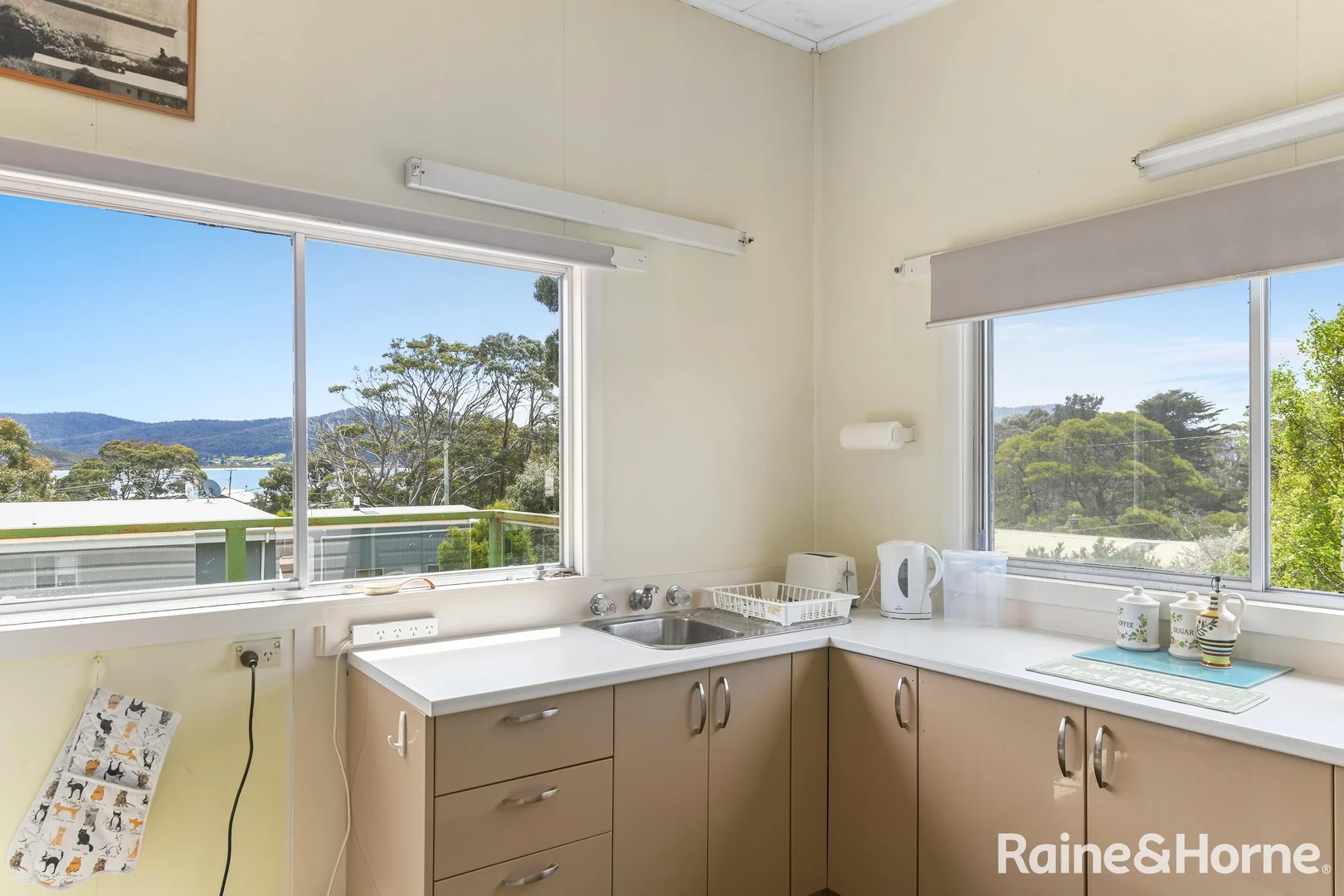 Additional image 7 of 19 Tasmans Arch Road, Eaglehawk Neck TAS 7179