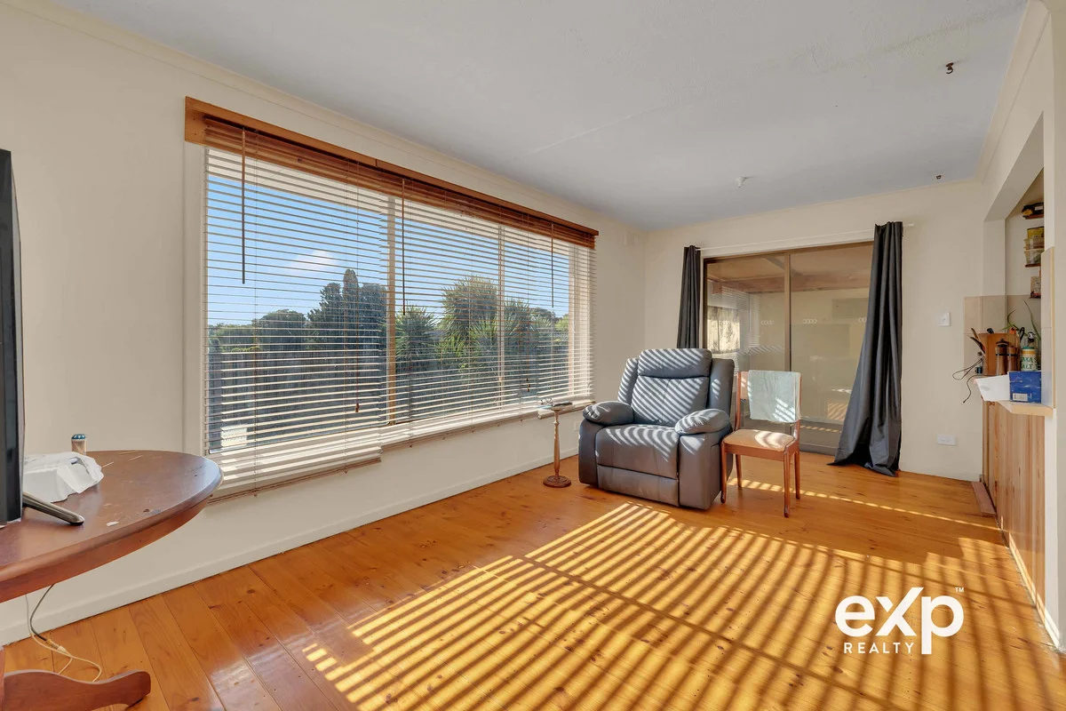 Additional image 4 of 44 Woodlands Road, Elizabeth Downs SA 5113