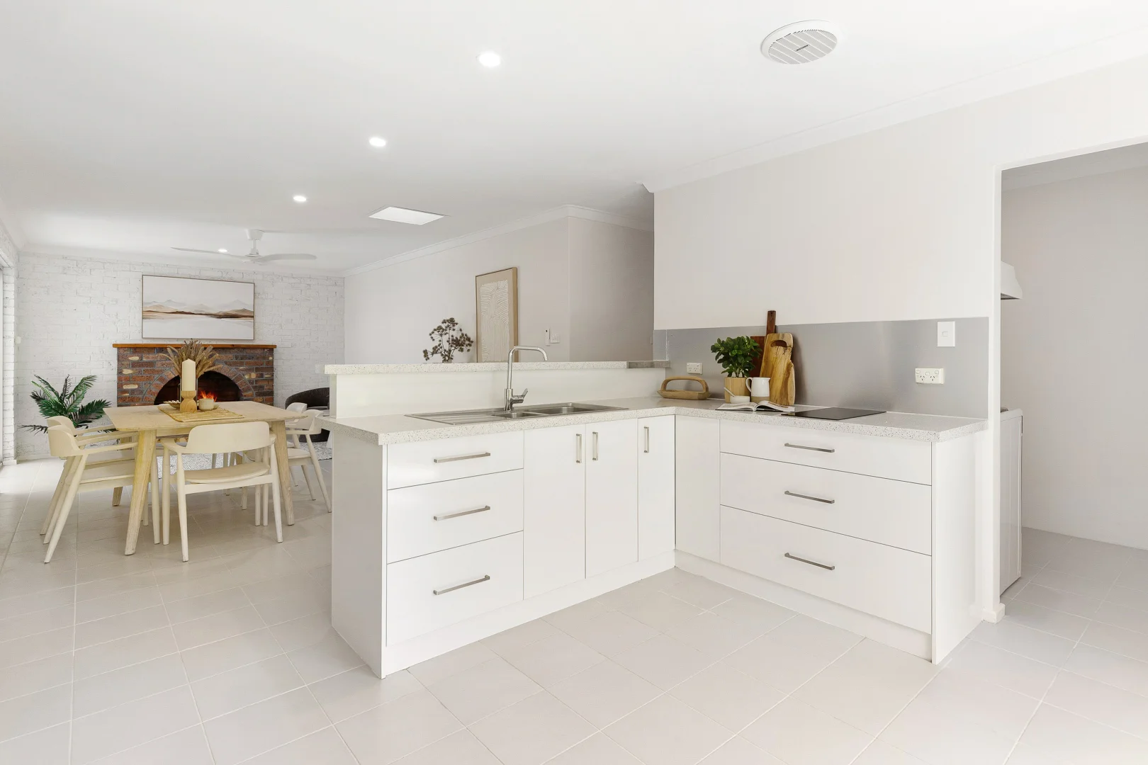 Additional image 10 of 124 Hickman Road, Silver Sands WA 6210