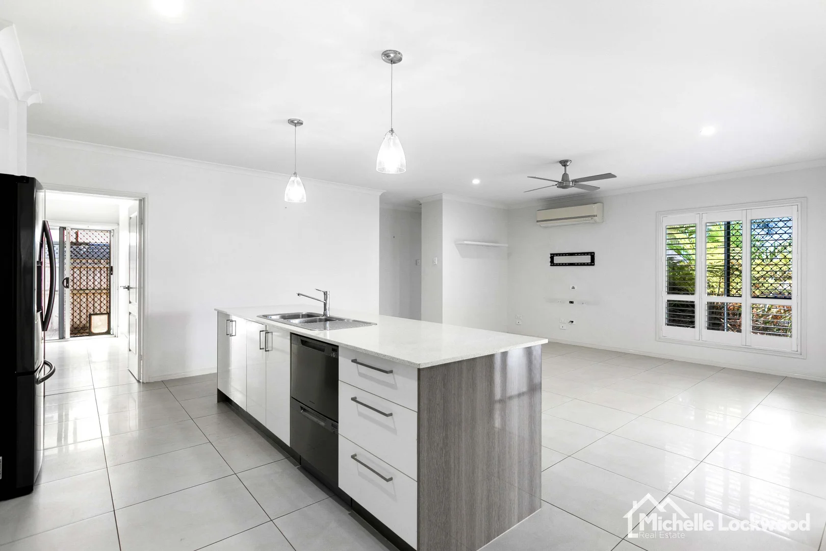 Additional image 9 of 16 Bronte Place, Urraween QLD 4655