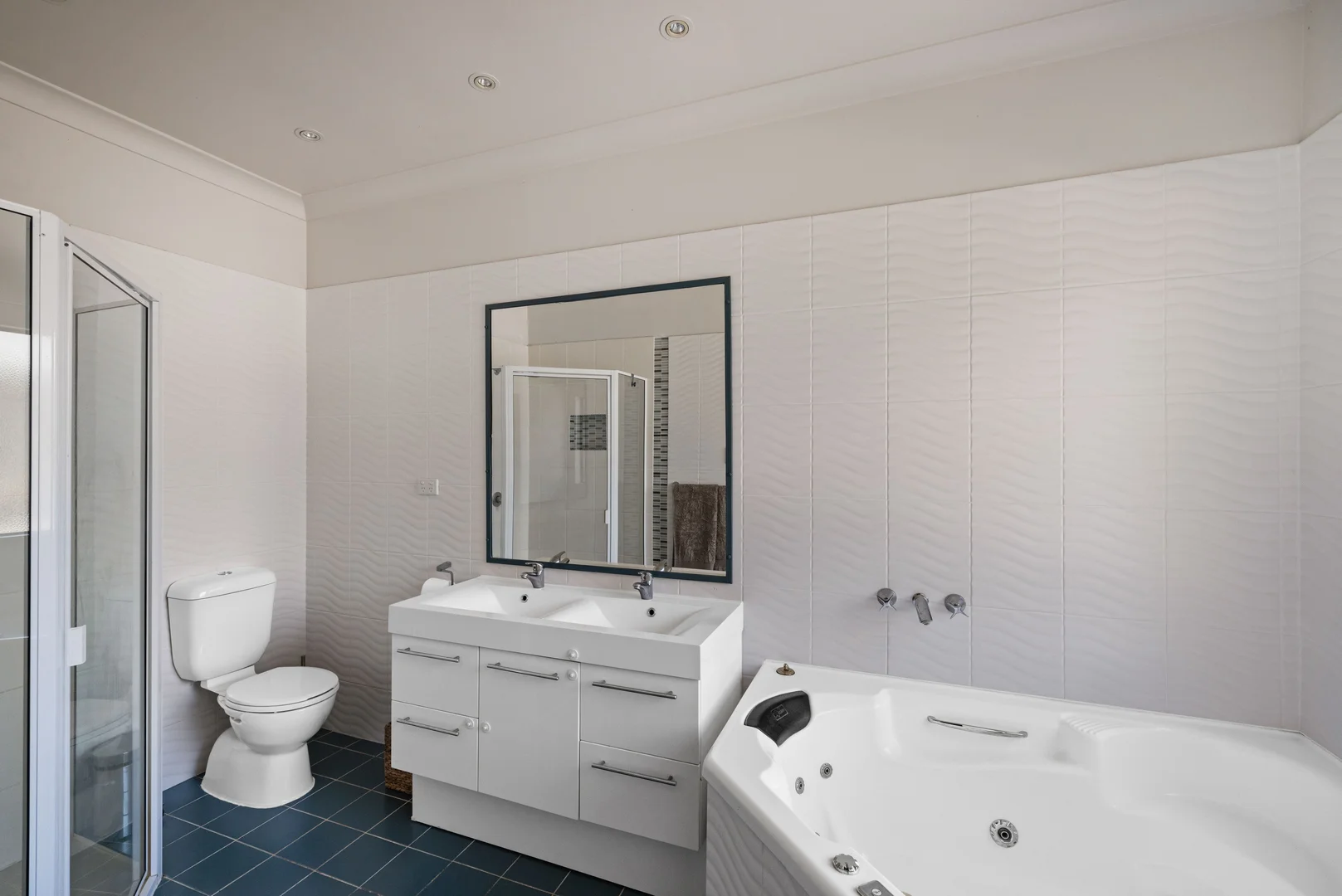 Additional image 25 of 204 Jimmys Rock Road, Whitsundays QLD 4802