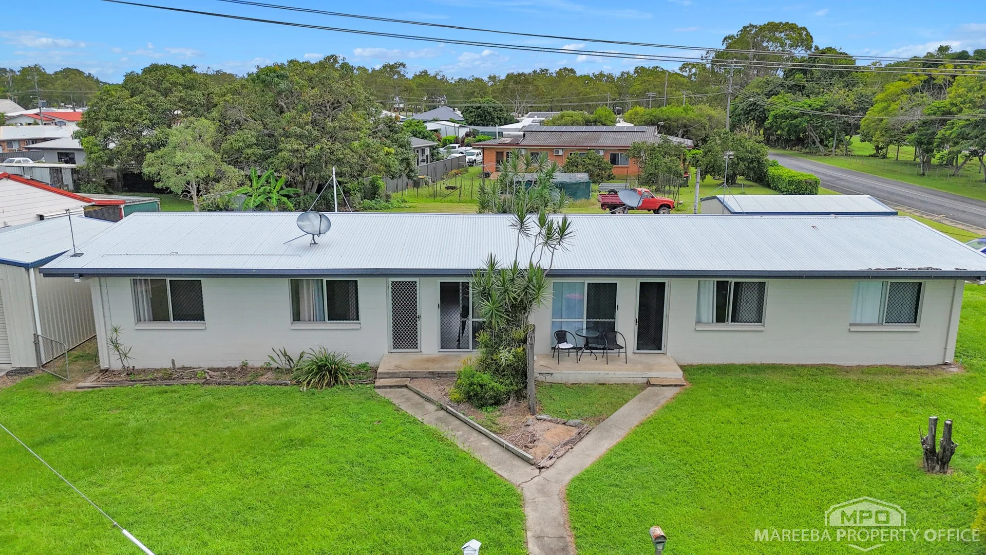 13 Bailey Street, Mareeba QLD 4880