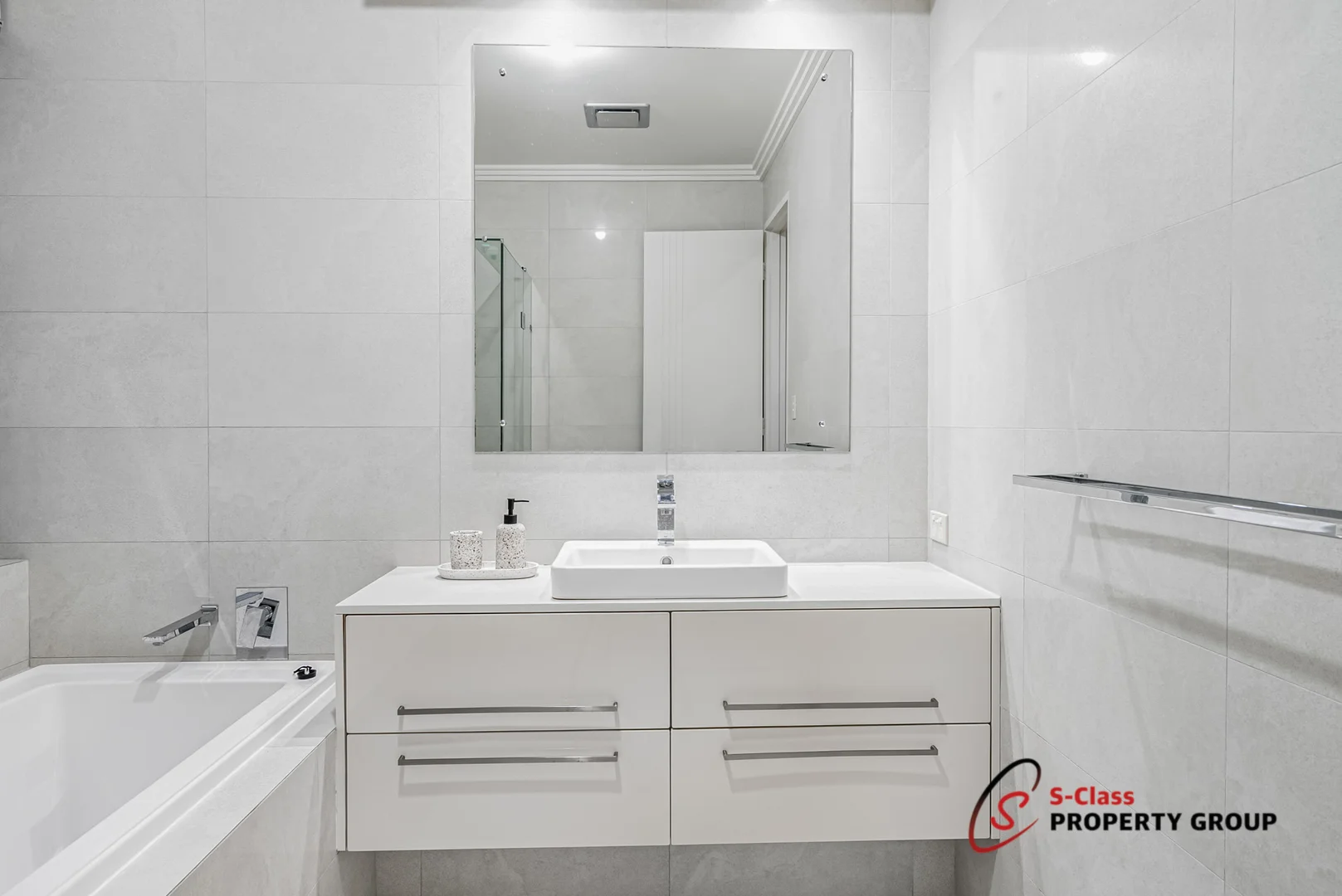 Additional image 38 of 77 Hope Avenue, Salter Point WA 6152