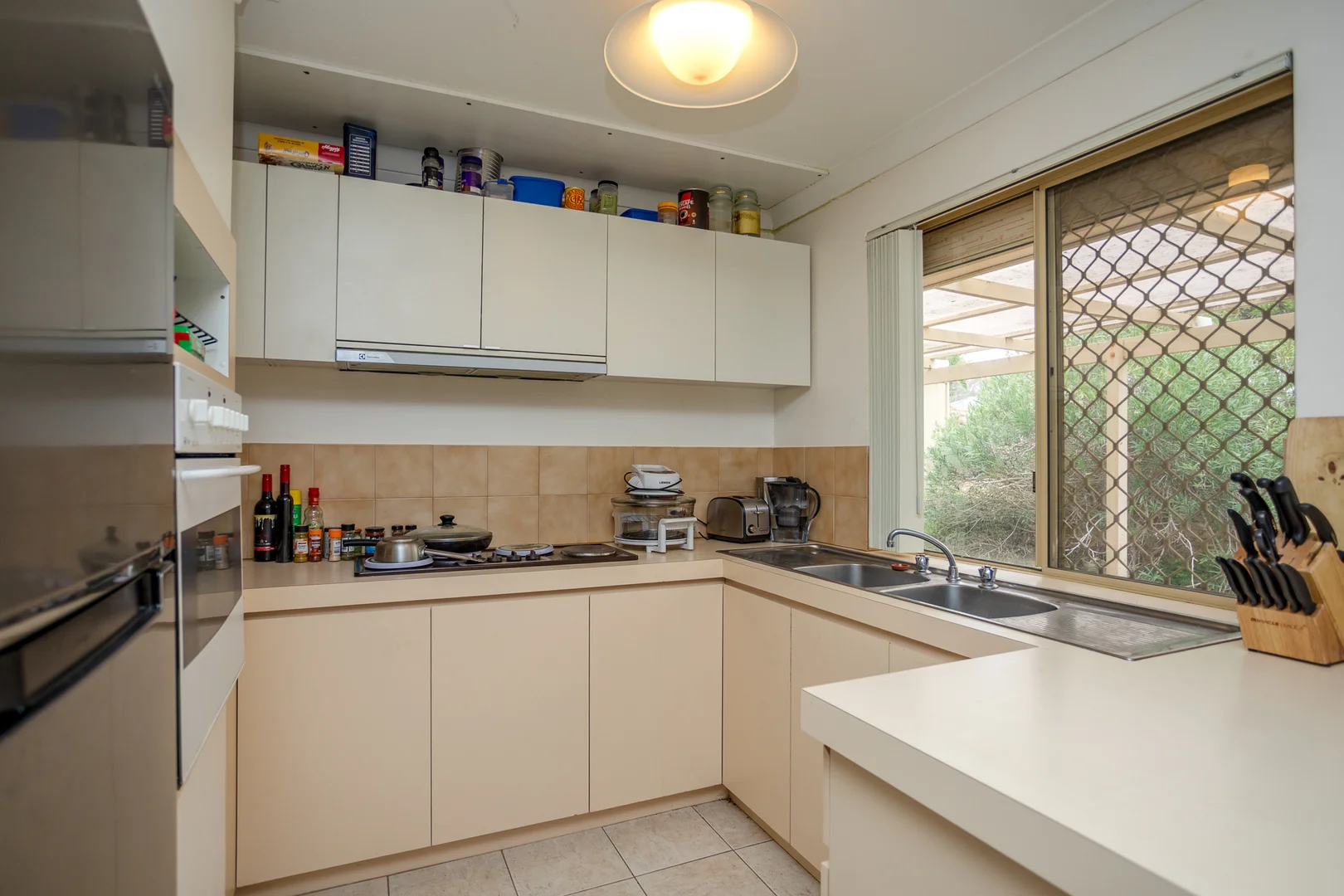 Additional image 3 of 2/18 Lathwell Street, Armadale WA 6112