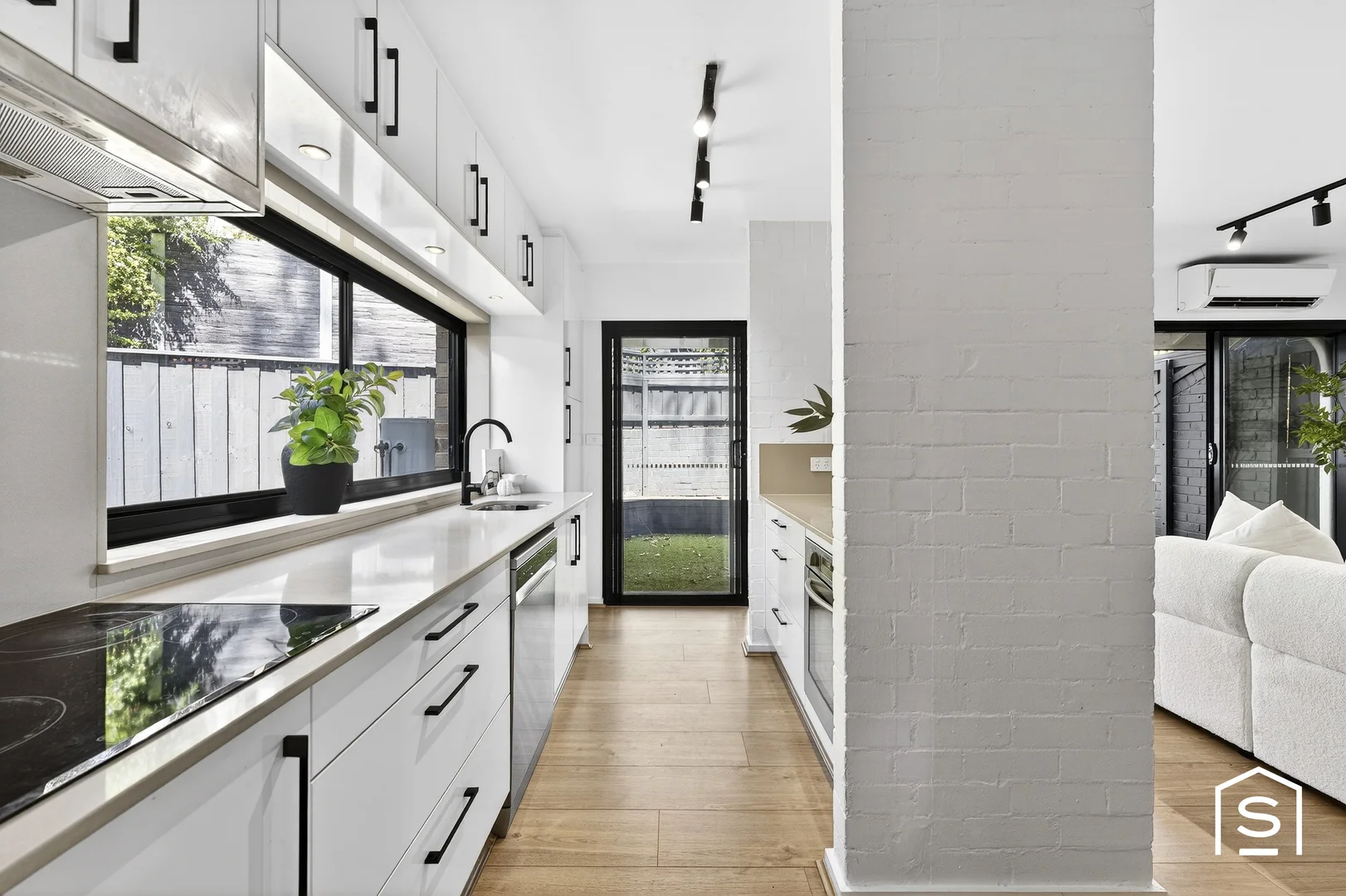 Additional image 4 of 4/34 Busaco Road, Marsfield NSW 2122