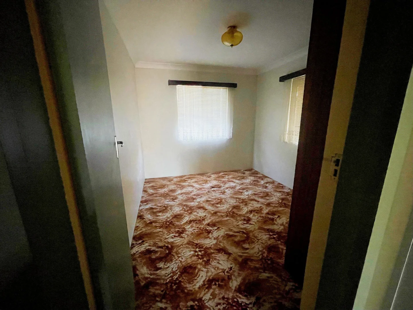 Additional image 10 of 2 Red Robin Street, Lightning Ridge NSW 2834