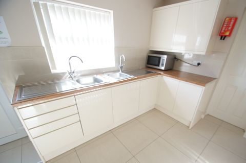 Room 2 Of 6, Swan Lane, Coventry CV2, Room to rent