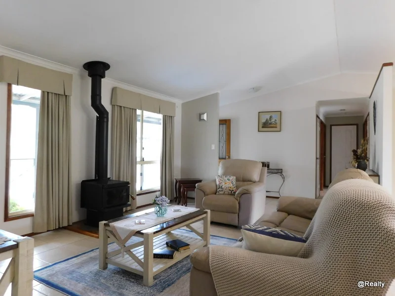 Additional image 4 of 34 Ironbark Place, Nanango QLD 4615