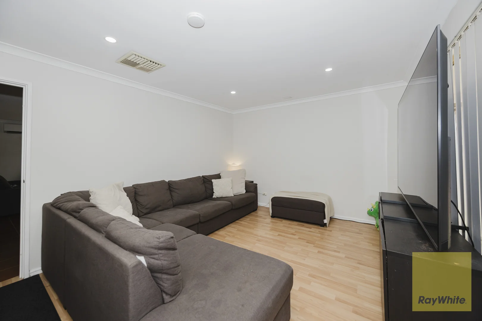 Additional image 4 of 3 Goldfinch Grove, Ballajura WA 6066