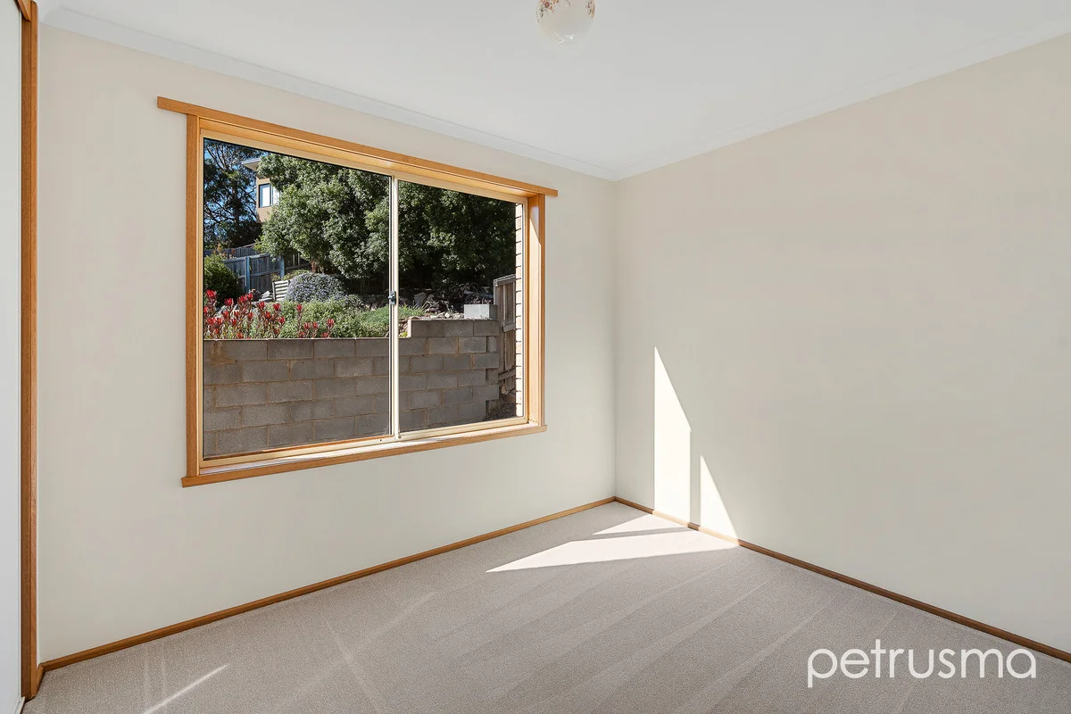 Additional image 9 of 2/33 Quarry Road, Mornington TAS 7018