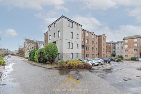 143 Headland Court. Aberdeen AB10