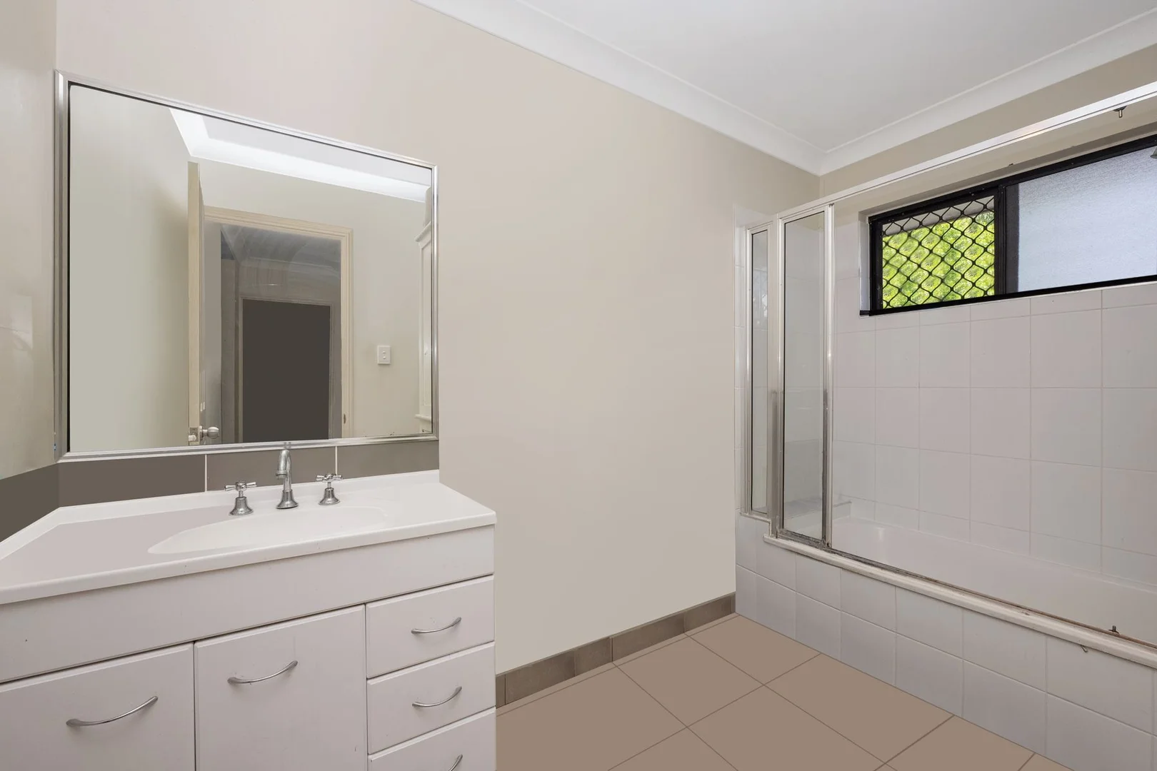 Additional image 14 of 40 Donostia Crescent, Bushland Beach QLD 4818