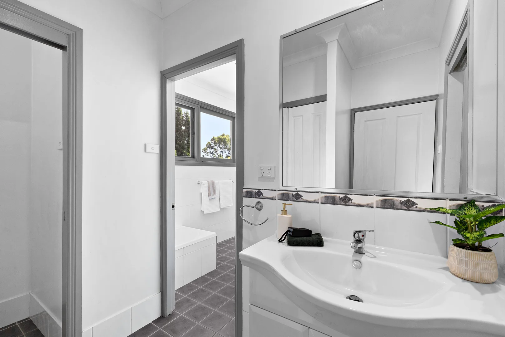 Additional image 12 of 30 St Fagans Parade, Rutherford NSW 2320