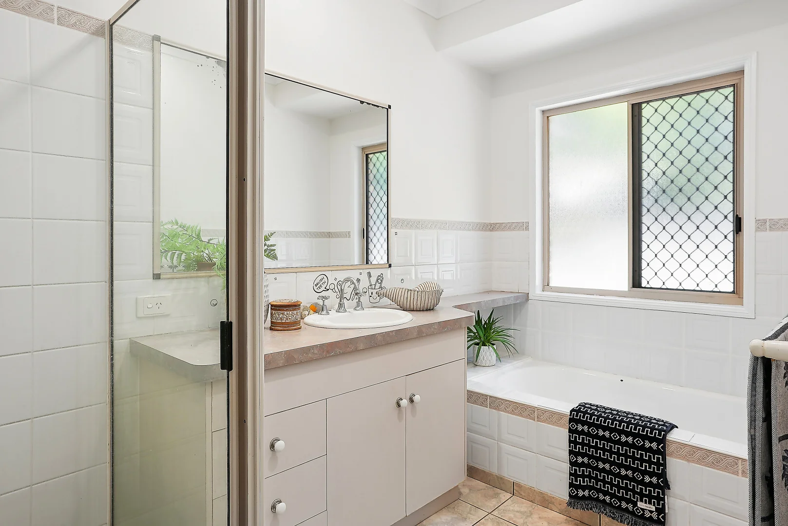 Additional image 10 of 7 Kamaran Court, Annandale QLD 4814