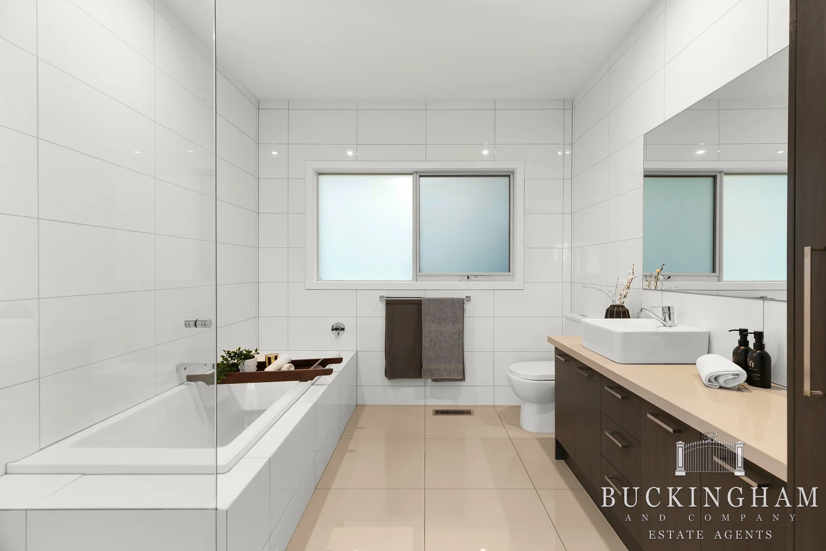 Additional image 10 of 2/125 Bridge Street, Eltham VIC 3095