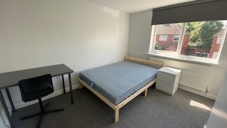 Room 5, Walsall Street, Coventry CV4, Room to rent