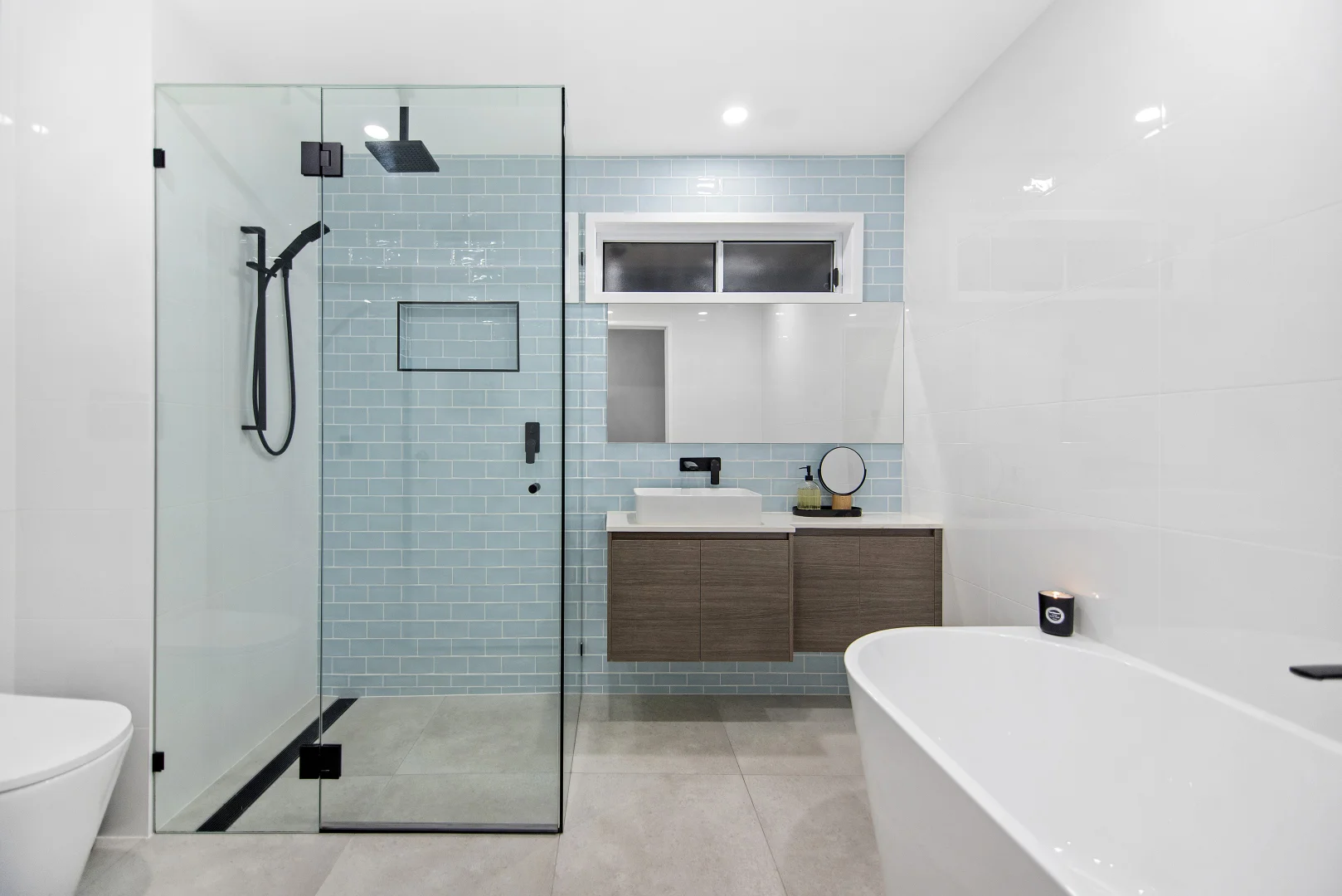 Additional image 23 of 2 Swallow Avenue, Paradise Point QLD 4216