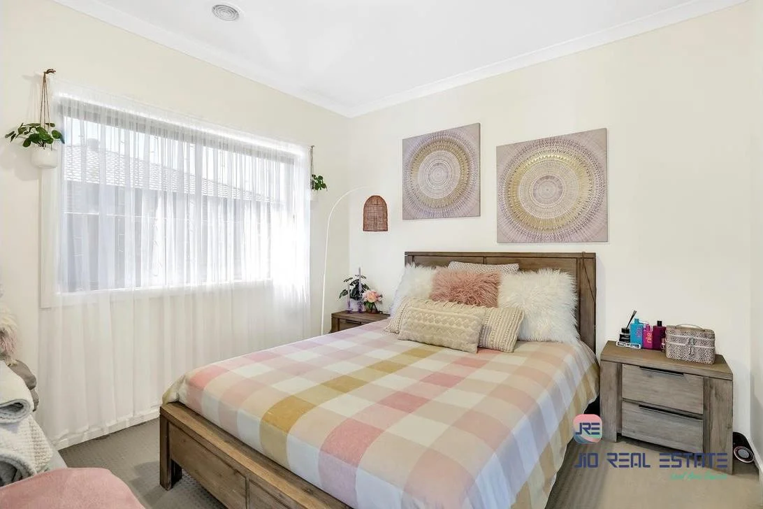 Additional image 7 of 8 Embleton Chase, Weir Views VIC 3338