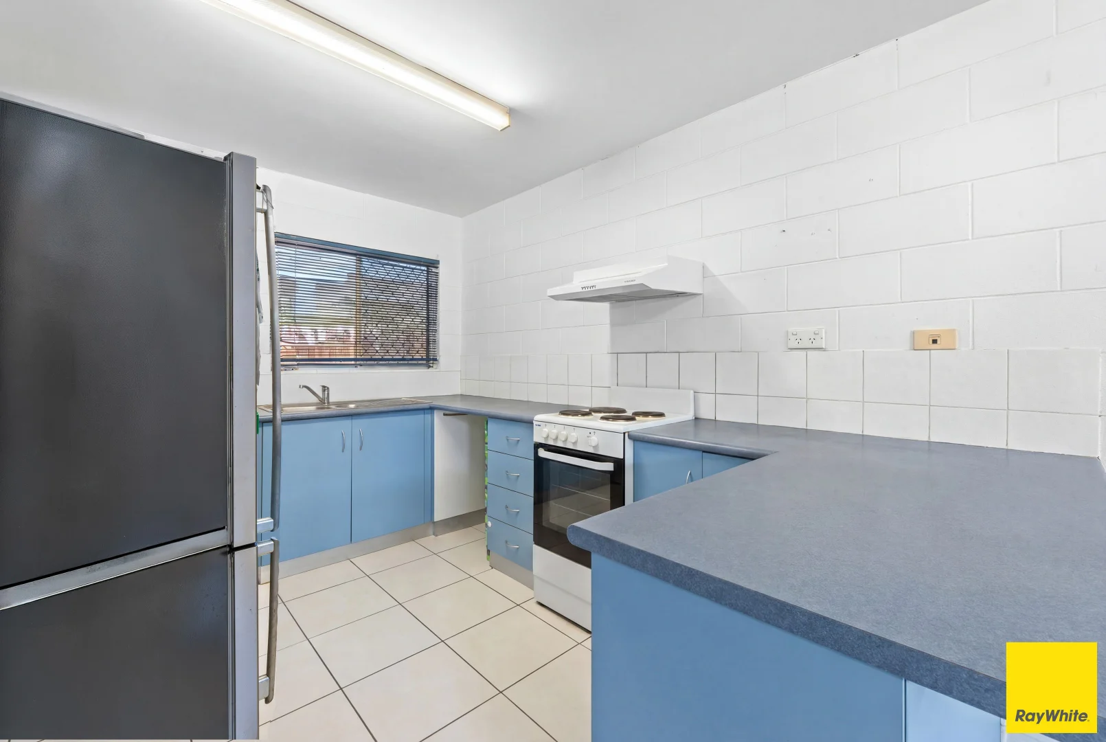 Additional image 2 of 2/392 Severin Street, Parramatta Park QLD 4870