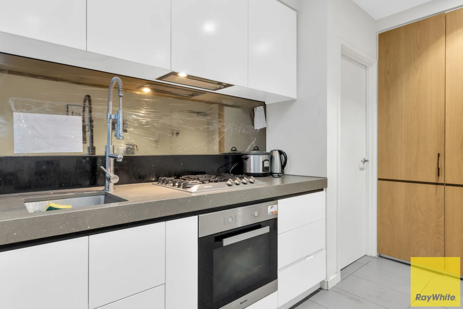 Additional image 9 of 208/8 Daly Street, South Yarra VIC 3141