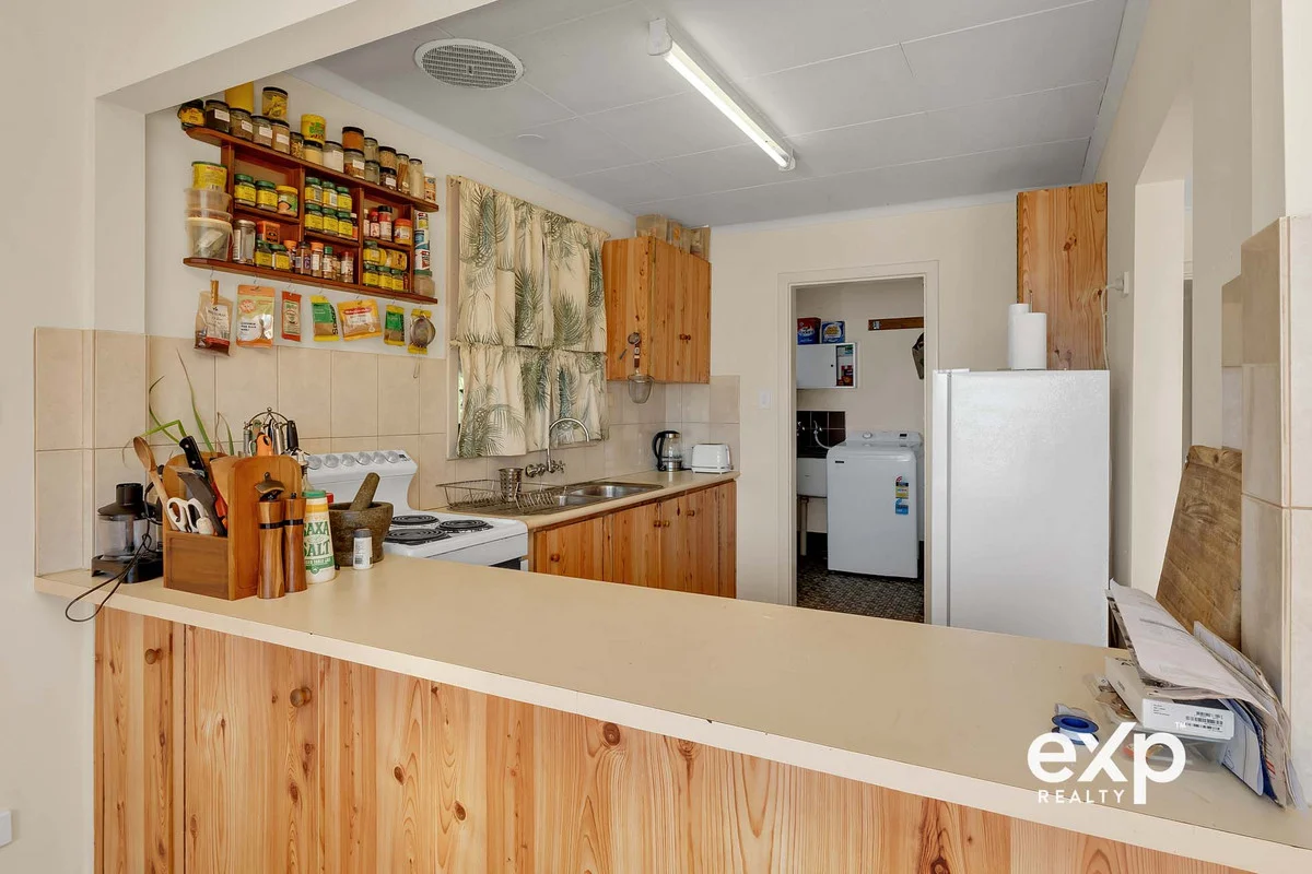 Additional image 8 of 44 Woodlands Road, Elizabeth Downs SA 5113