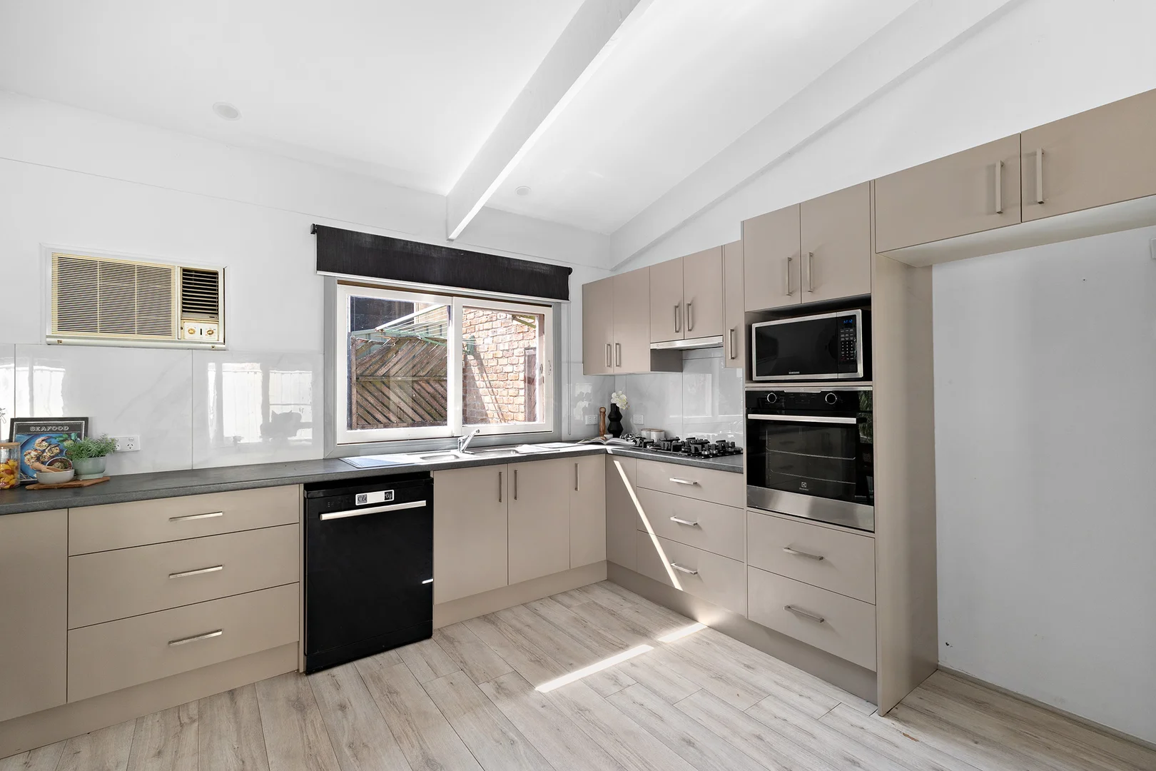 Additional image 7 of 30 St Fagans Parade, Rutherford NSW 2320