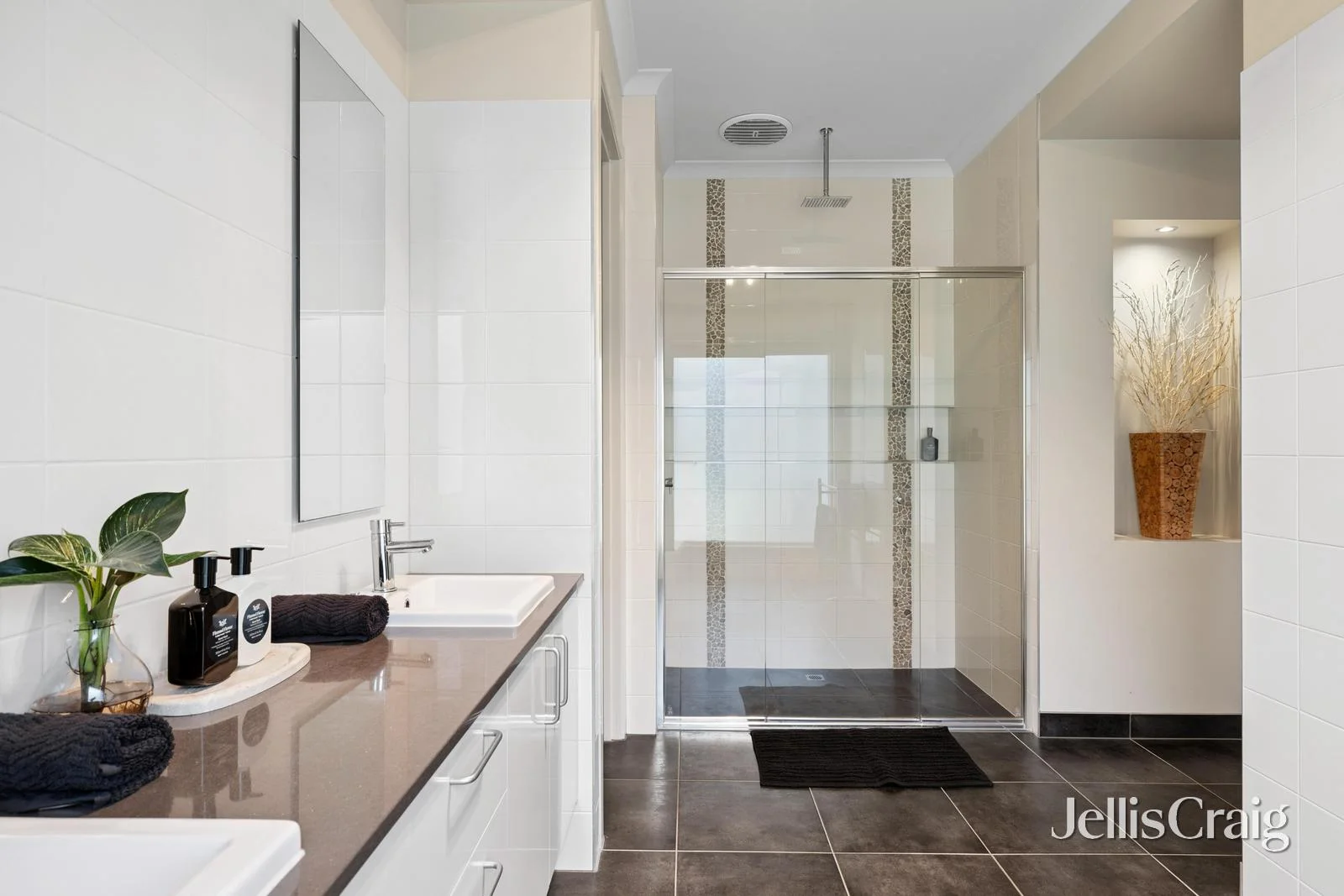 Additional image 19 of 15 Nelson Court, Gisborne VIC 3437