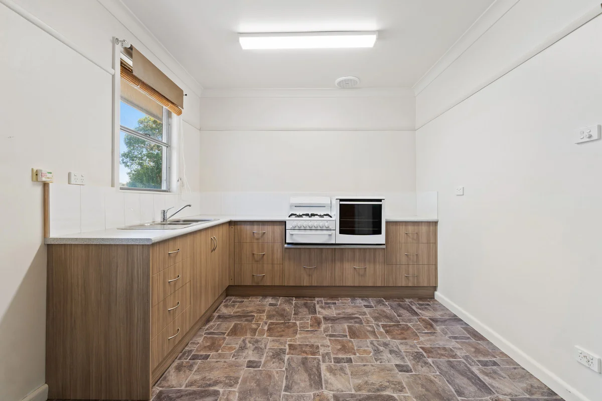 Additional image 2 of 15 Knight Street, Maffra VIC 3860