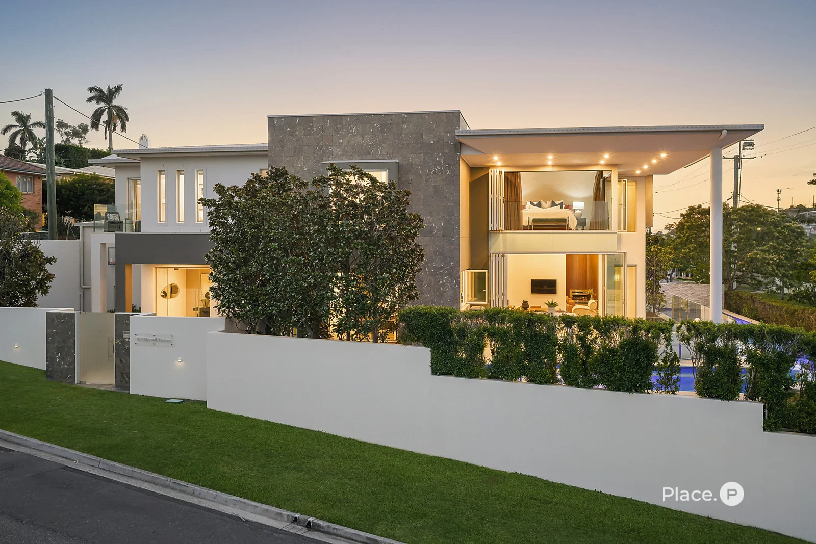 Additional image 3 of 76 Eldernell Terrace, Hamilton QLD 4007