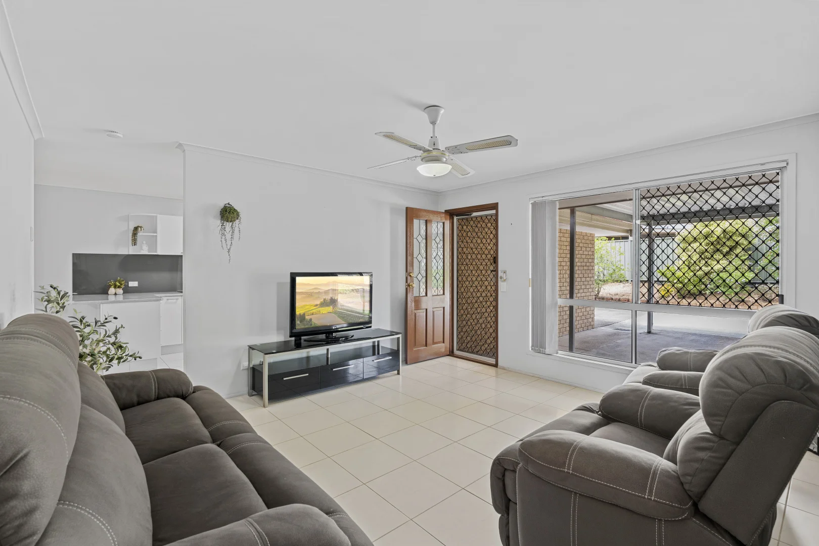 Additional image 4 of 2/12 Goldwyn Way, Oxenford QLD 4210