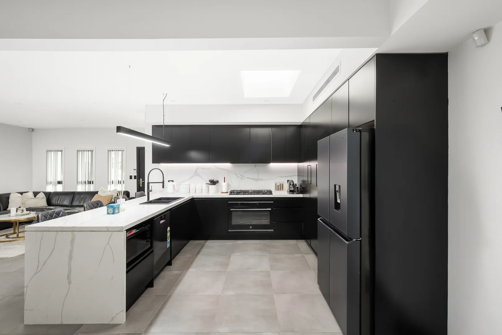 Additional image 6 of 71 Sandra Street, Woodpark NSW 2164