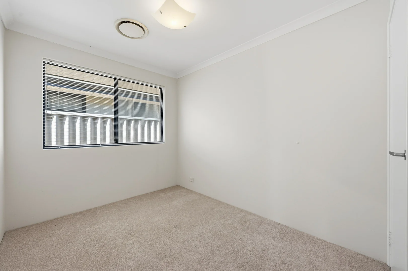 Additional image 16 of 10 Edwin Crescent, Bluff Point WA 6530