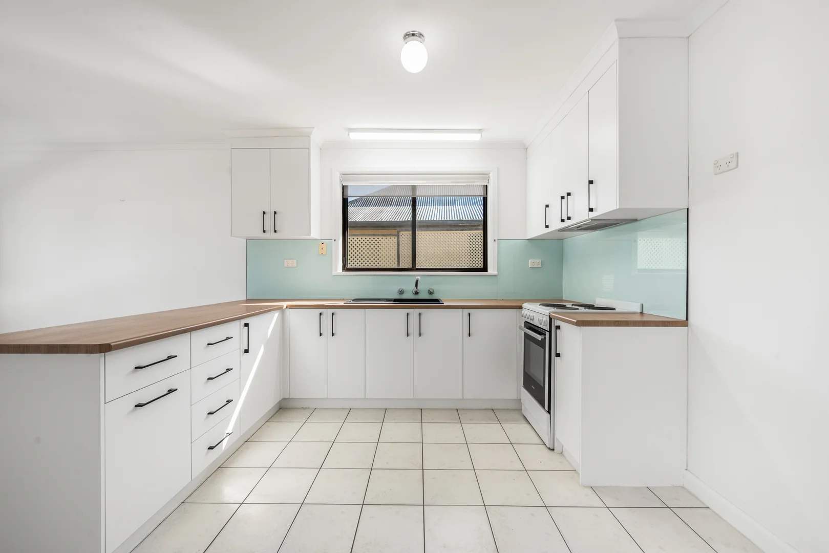 Additional image 2 of 20 Lindsay Street, Mount Gambier SA 5290