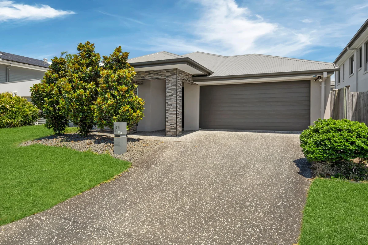 37 Amazon Circuit, Helensvale QLD 4212