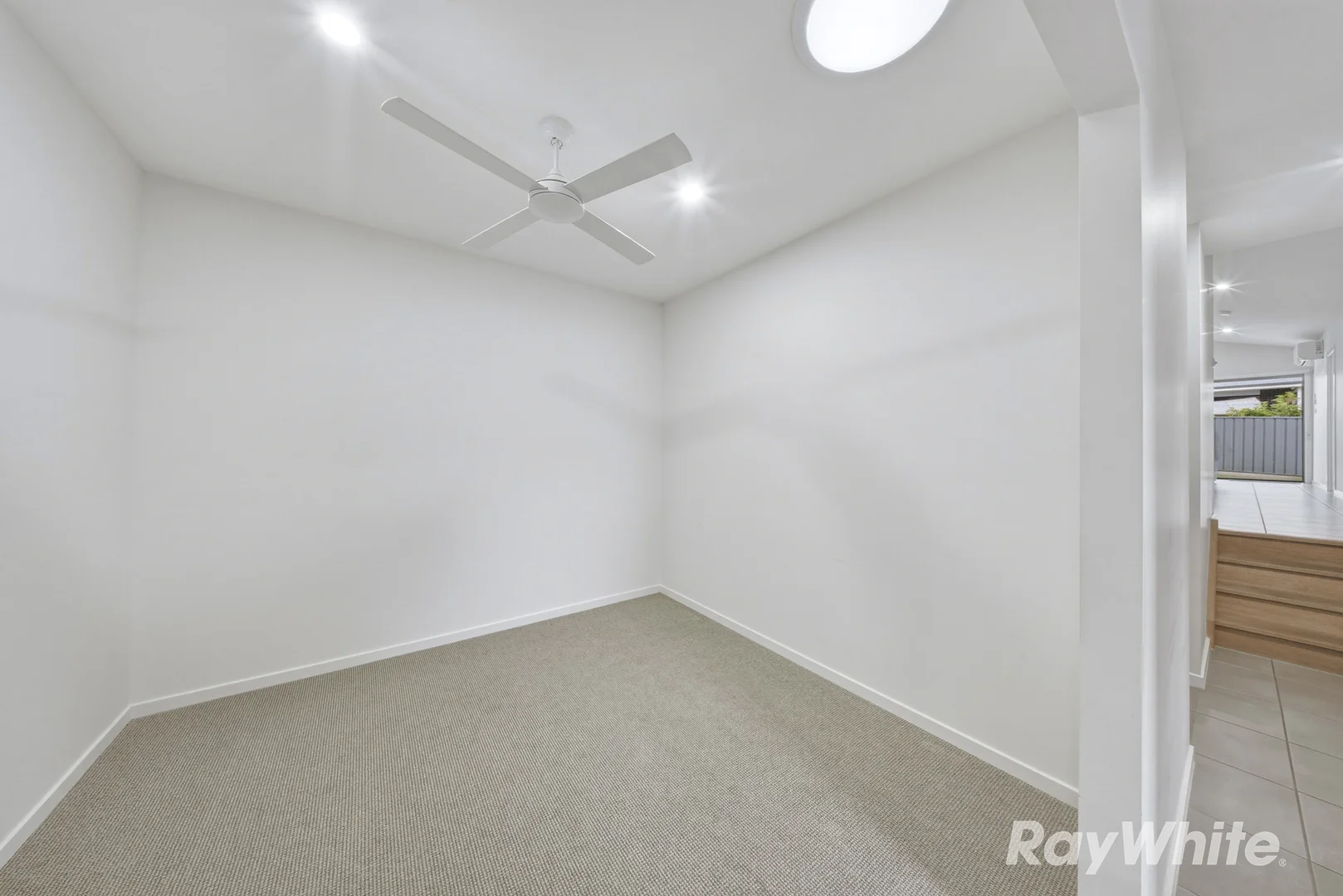 Additional image 16 of 2/188 Denton Park Drive, Aberglasslyn NSW 2320