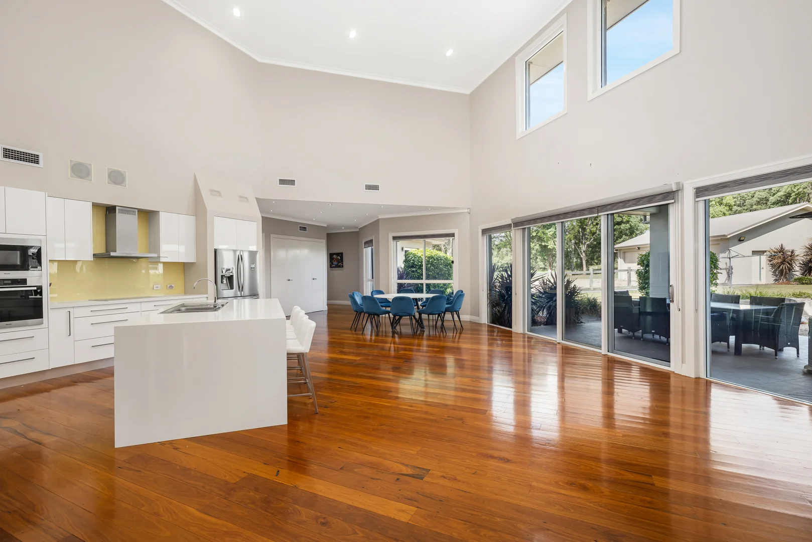 Additional image 9 of 27 Twin Creeks Drive, Luddenham NSW 2745