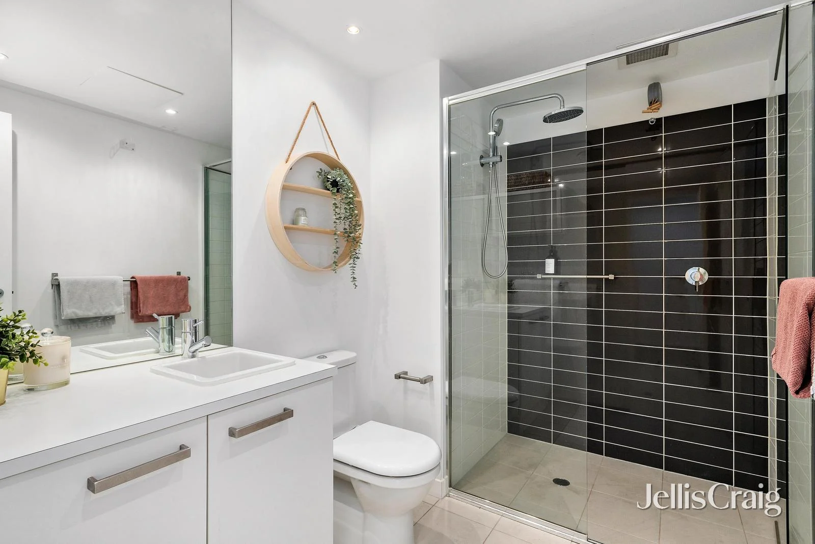 Additional image 9 of 302/159 Beach Street, Port Melbourne VIC 3207