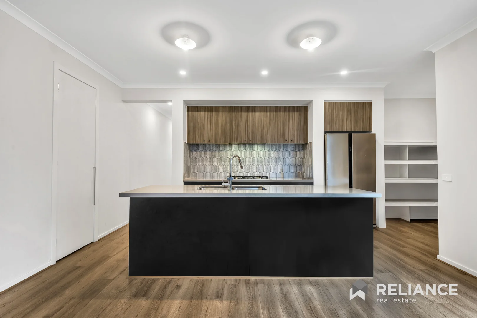 Additional image 5 of 279 Manor Lakes Boulevard, Manor Lakes VIC 3024