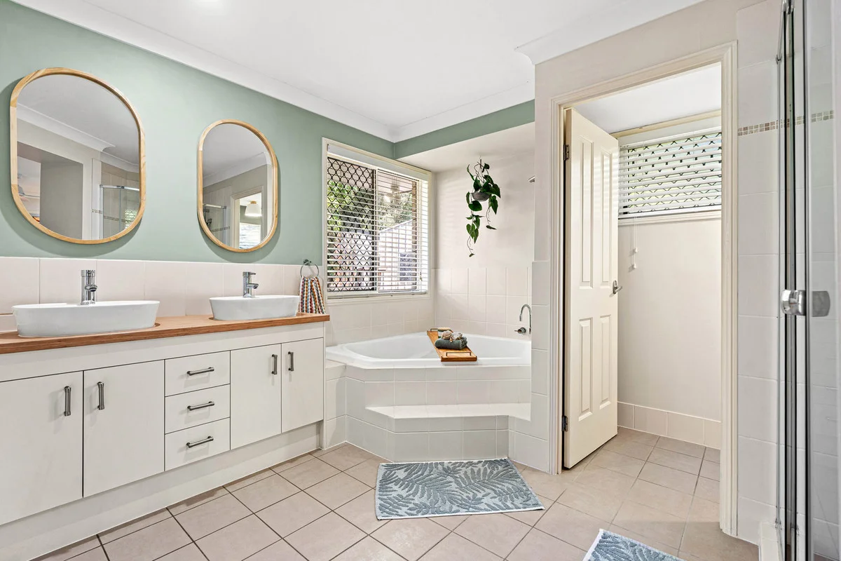 Additional image 12 of 3 Cedarview Place, Wellington Point QLD 4160