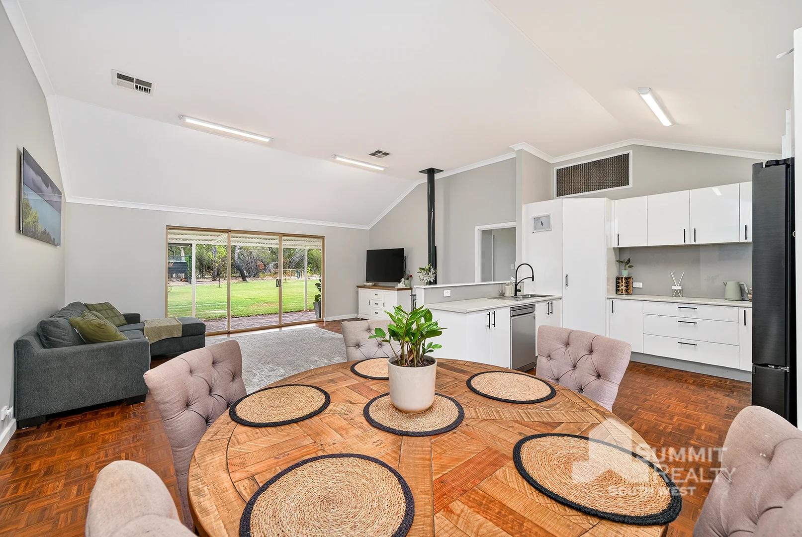 Additional image 12 of 86 Howson Drive, Brunswick WA 6224