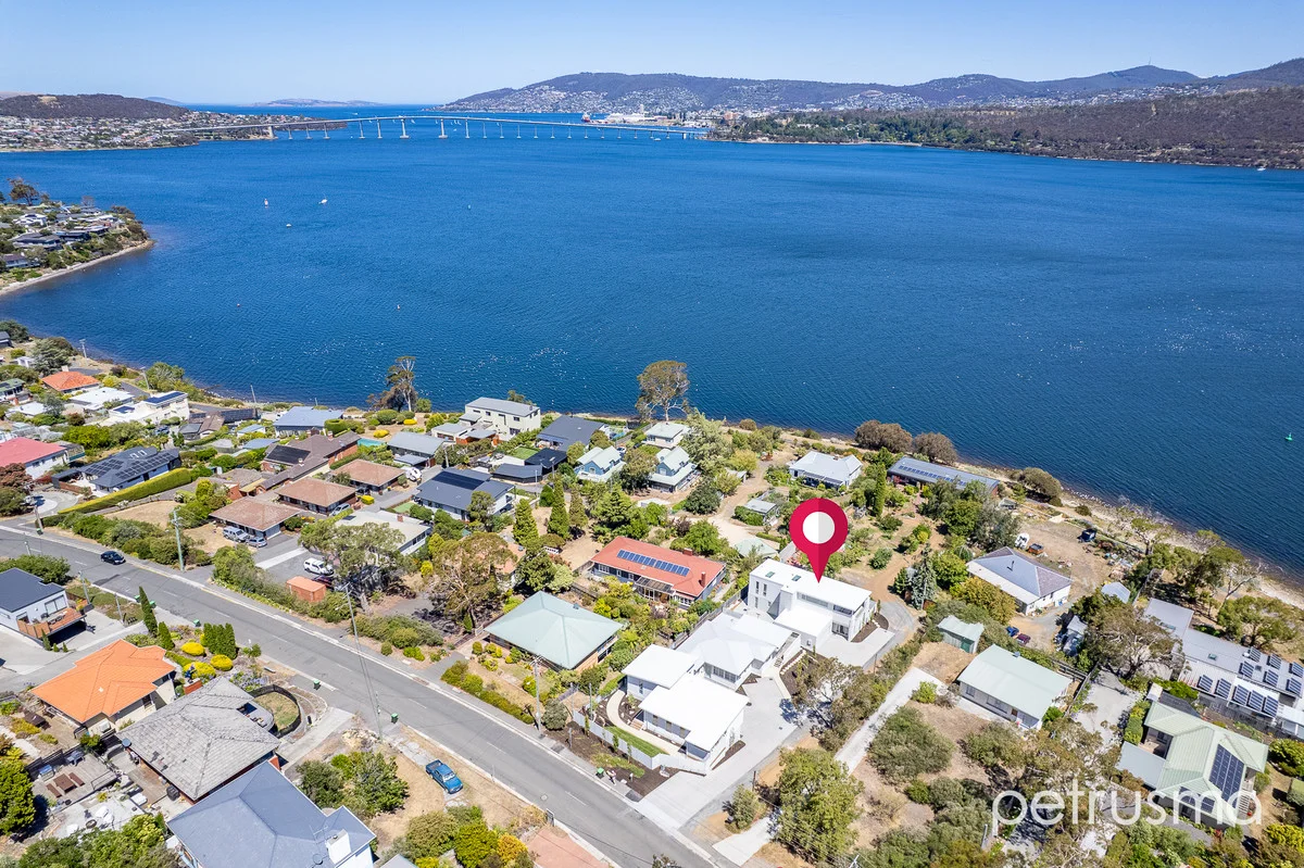 Additional image 29 of 3/107 Derwent Avenue, Lindisfarne TAS 7015