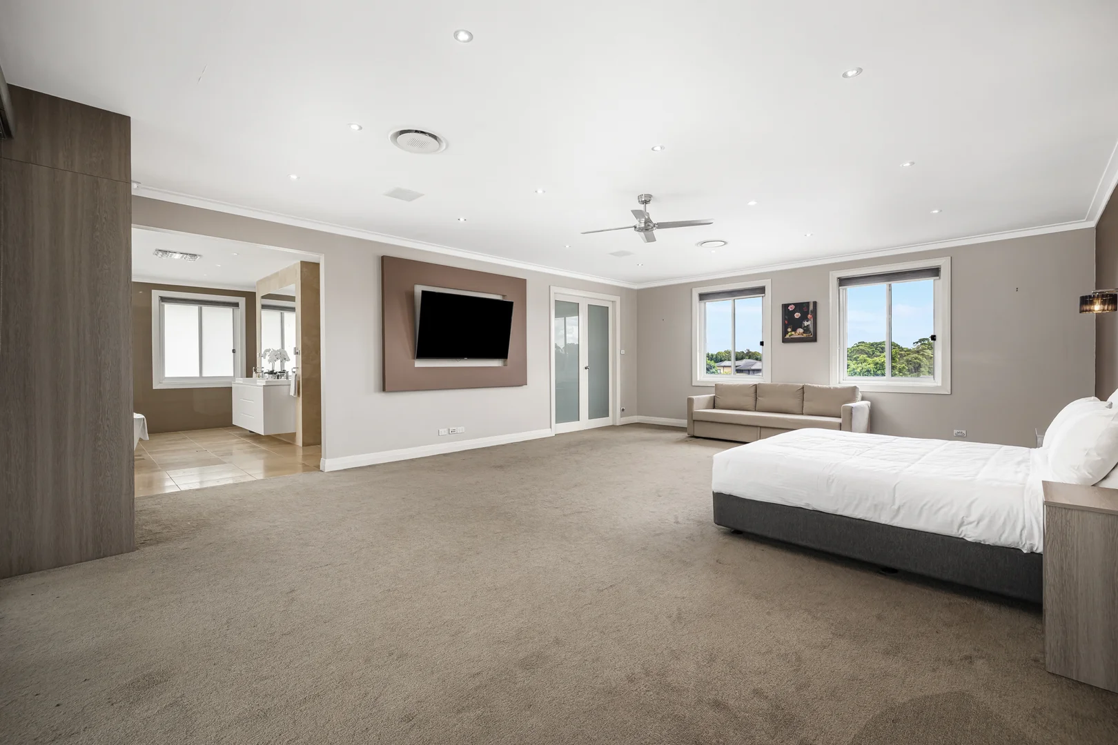 Additional image 12 of 27 Twin Creeks Drive, Luddenham NSW 2745